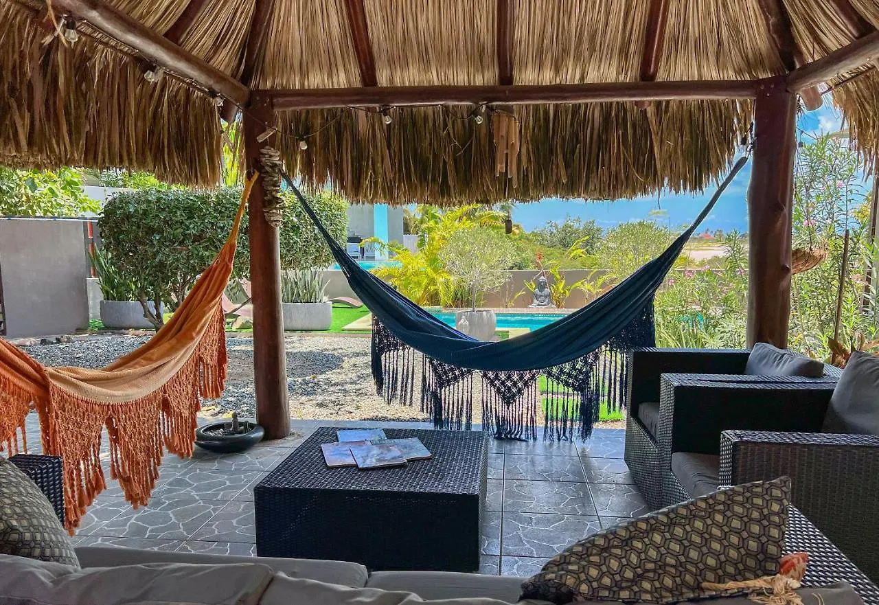Lama Y Solo Unique Private Room Walking Distance To The Beach Palm Beach 0*,